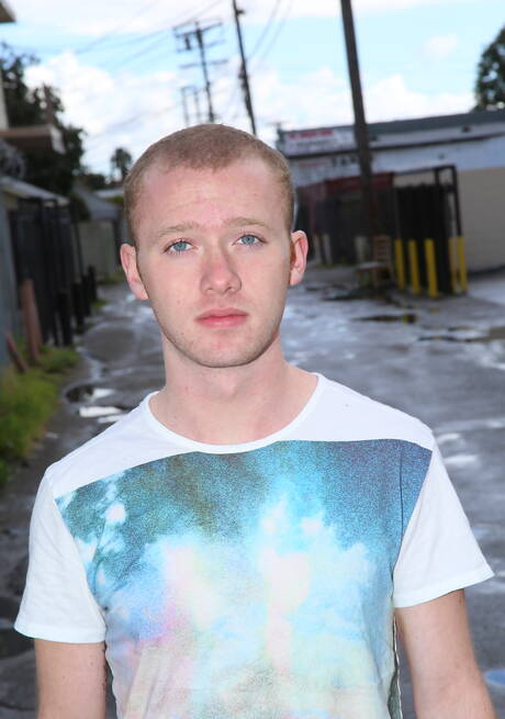 Husky guy Aiden Connors and ebony beefcake Hole Hunter fuck after  interracial blowjob outdoor