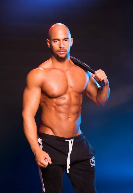 Nice american guys beefy Sean Zevran and bull Derek Bolt drilling an ass