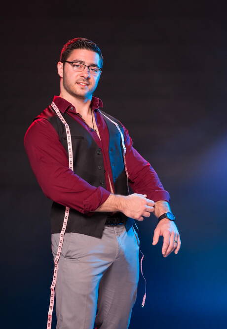 Nice american guys beefy Sean Zevran and bull Derek Bolt drilling an ass