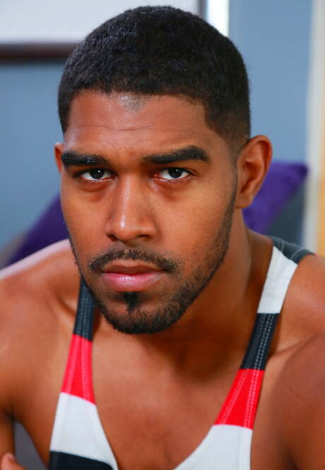 Canadian well-built Brandon Jones and well-built Xl in interracial love