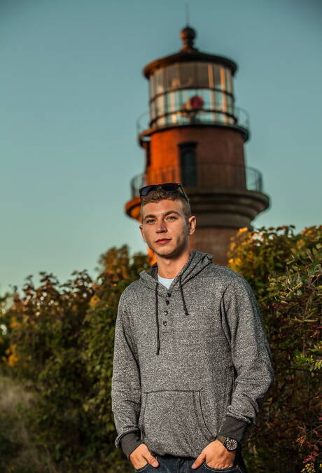American otter Alexander Greene and irish hairy bear Brendan Patrick posing nude on the beach
