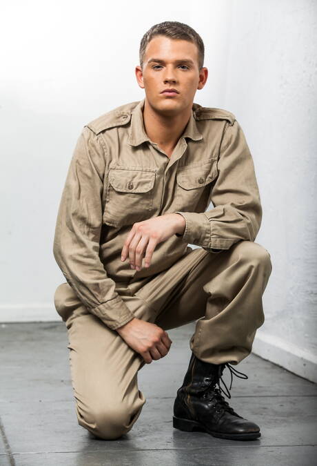 Pretty american boys twink Rob Yaeger and hunk Brandon Wilde shows a perfect body