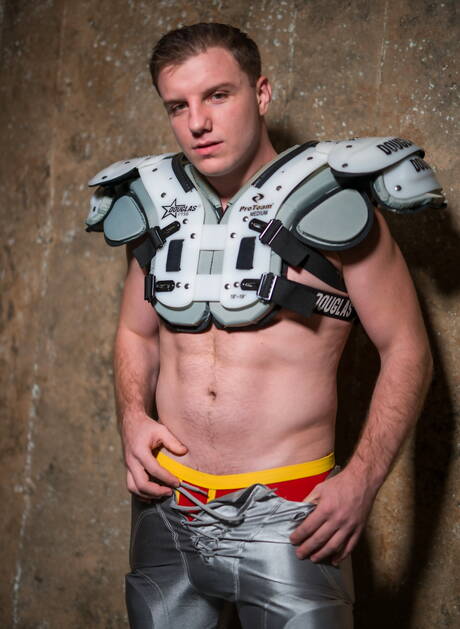 American pornstars young dude Doug Acre and hunky guy Max Sargent having a pleasure