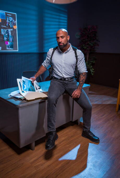 Sexy americans, bear Daymin Voss and tough guy Damian Taylor have a good oral sex