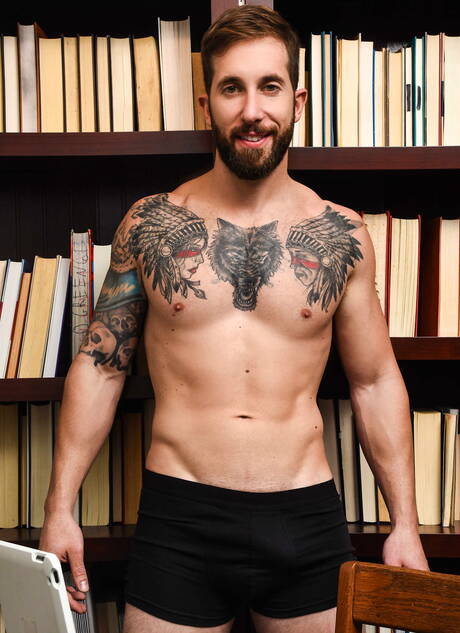 American husky guy Johnny Rapid and young dude Brad Powers in hot ass fuck action