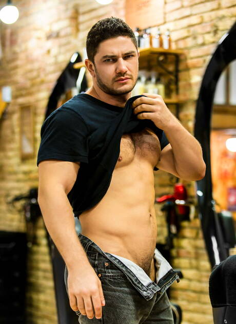 French bull Francois Sagat and russian beefy Dato Foland in hot ass bang