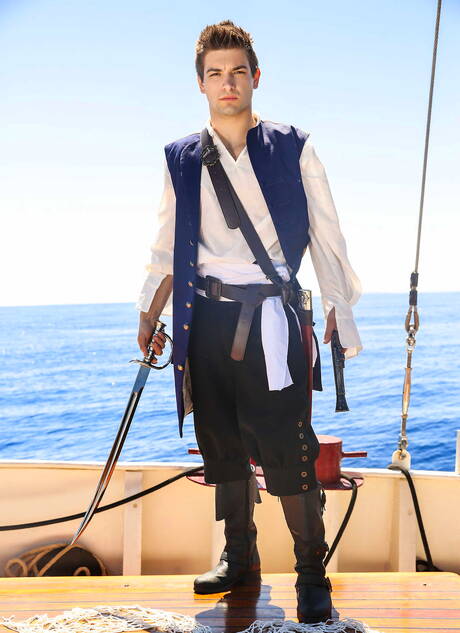 Johnny Rapid, Gabriel, Teddy, Jimmy in hot groupsex scene outside