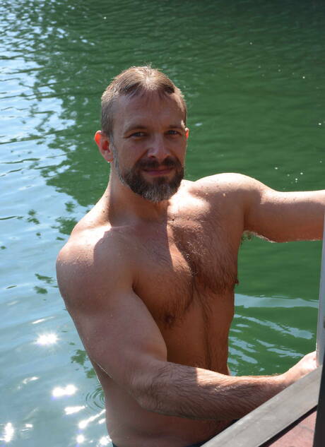 Two american boys hot bear Colby Jansen and beefcake Dirk Caber love each other outdoor