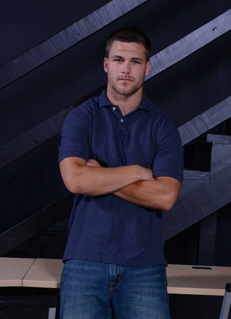 American pornstars well-built Jimmy Johnson and gay bear Colby Jansen have a hot sex