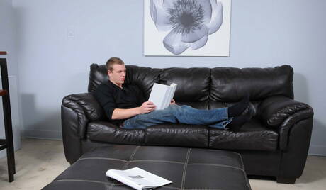 Nice american buddies well-built Johnny Forza and hairy stud Jimmy Fanz have a hot sex