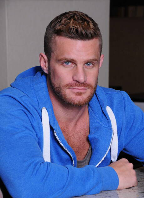 American muscular Landon Conrad and  Brett Carter have anal sex