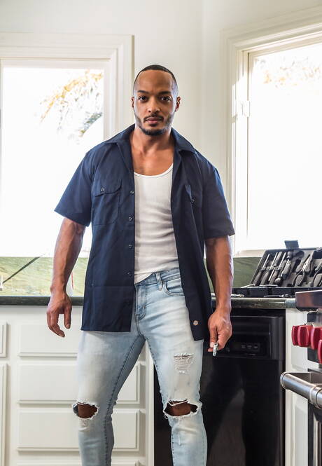 Hot boysDevin Franco, Jaxx Maxim and Dillon Diaz in interracial groupsex in kitchen