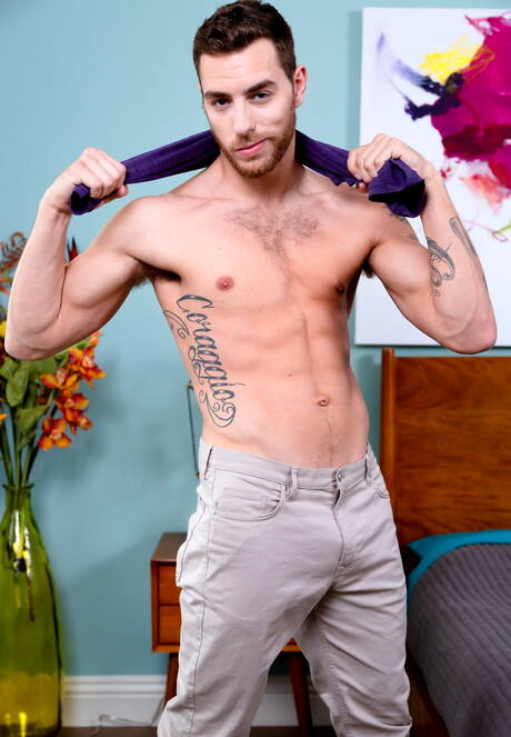 Shameless guys Carter Woods, Elliot Finn and Zane Williams in hard 3some sex