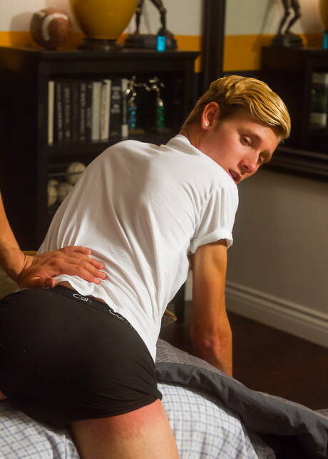 Hot americans, beefcake Josh Brady and hot twink Julian Bell in hard spanking