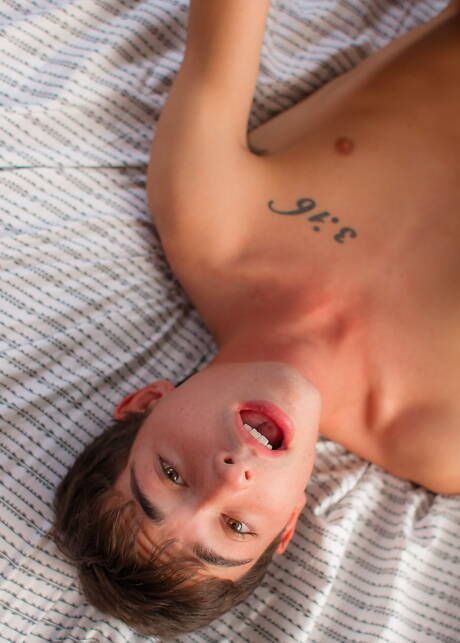 Hot americans, young Grayson Lange and husky guy Corbin Colby in hot homosexual action outside