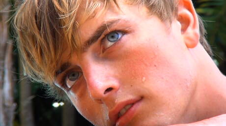 American muscular Mick Lovell jerk off outside