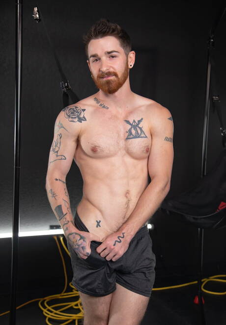 French beefy Chris Damned and american young Nick Milani have a hot couple scene