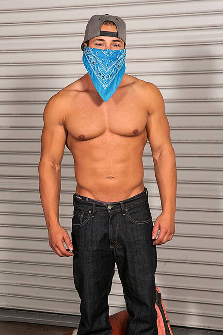 Roman, Leon Lewis, Vadim Black, Wesley, John in gangbang scene