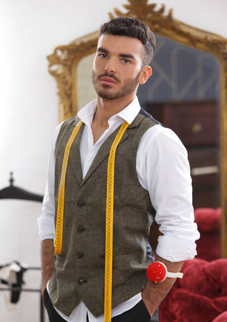 Brazilian hunky guy Andy Star and spanish hunk Pol Prince in hot homosexual action