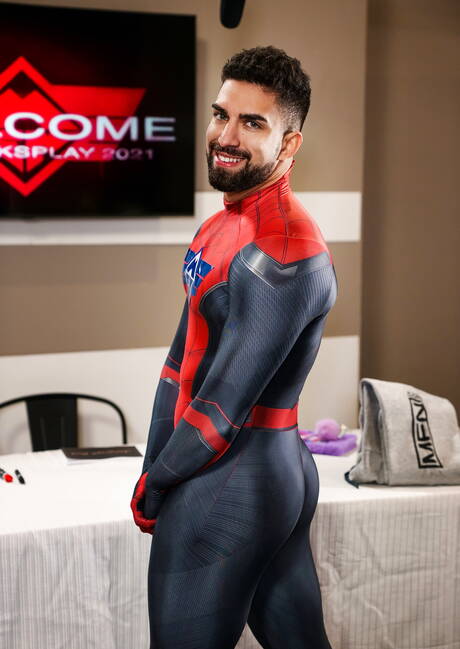 Hot american guys beautiful boy Theo Brady and muscular Nick La fuck ass after sucking dick