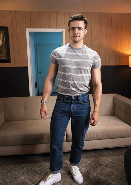 Nice american boys husky guy Nate Grimes and strong bull Collin Simpson fuck after blowjob