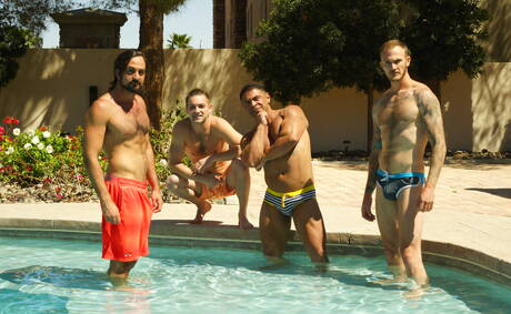 Johnny Rapid, Mason Lear, Draven Navarro, Christian Wilde, Colby Jansen in gangbang orgy