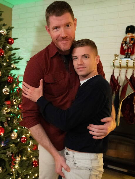 Nice american buddies stud Legrand Wolf and young dude Tom Bentley love each other