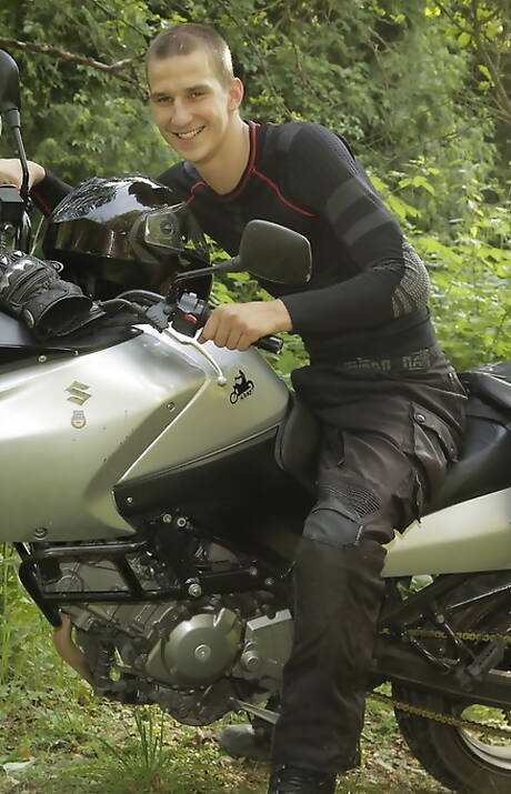 Hot czech guys tough guy Benjamin Dunn and superstud Justin Conway sucking and screwing each other outdoor