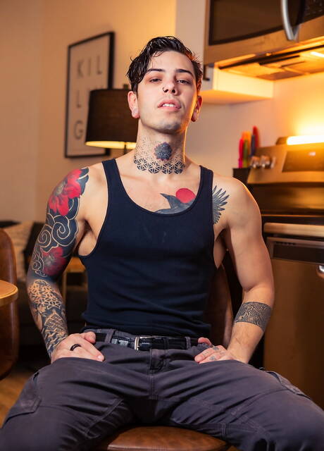 Canadian young boy Dex Parker and canadian gay bear Markus Kage drilling an ass in kitchen