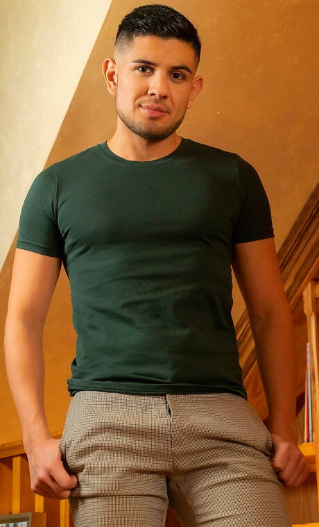 Beefy Alex Montenegro and hunky guy John Ander fuck ass after sucking