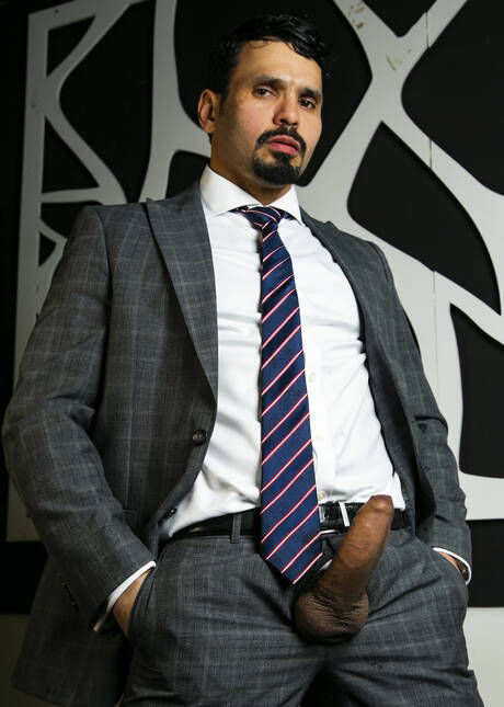 Latino hairy stud Jean Franko and english muscular Lukas Daken in hot ass bang