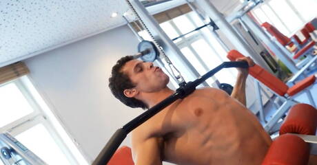 Czech muscular Rocco Alfieri and slovak husky guy Manuel Rios fuck after blowjob in hot shower