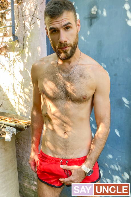 Hunky guy Nacho and american hunk Rodrigo El Santo in hard anal sex at the pool