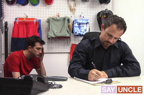 American pornstars stud Jesse Zeppelin and young dude Kai Masters have a hot sex