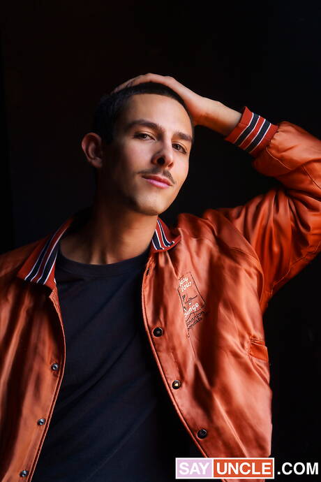 Hot american guys young boy Axel Yerel and hunky guy Enrique Mudu have a good sex outside