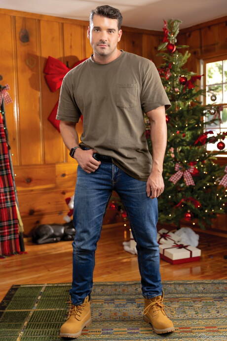 Hot american boys beefy Damian Night and bodybuilder Presley Scott fuck ass after sucking dick