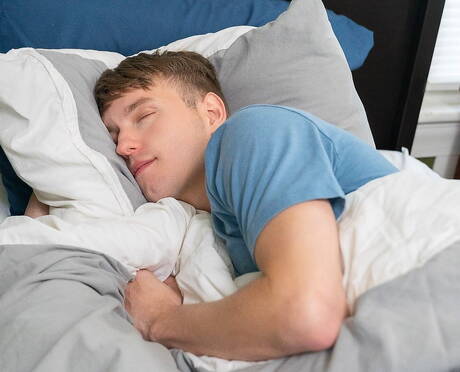 Famous americans, bull Adam Snow and beautiful boy Noah White fuck ass after sucking