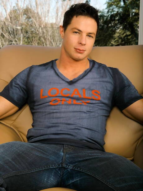 Pretty american guys attractive guy Jay Stone and attractive buddy Jeremy Walker in hard anal sex outside