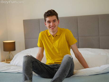 Beautiful boy Liam Miller posing naked and showing tight ass